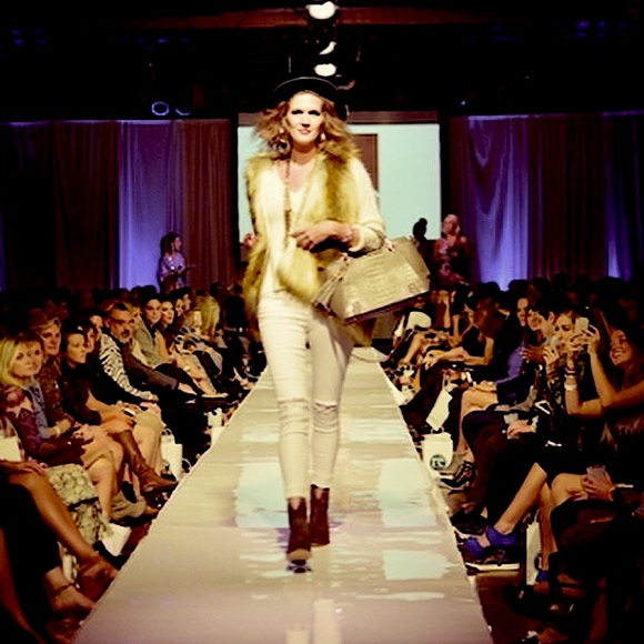 Friends call me TrendyJen🌈🦄| the endless dresser - Picture 7 of 16